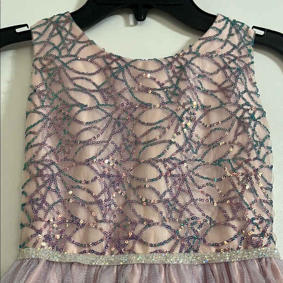 Sweet Kids Girls Lavender Purple and Blue Dress Size 7 silver design on waiste - Picture 2 of 13